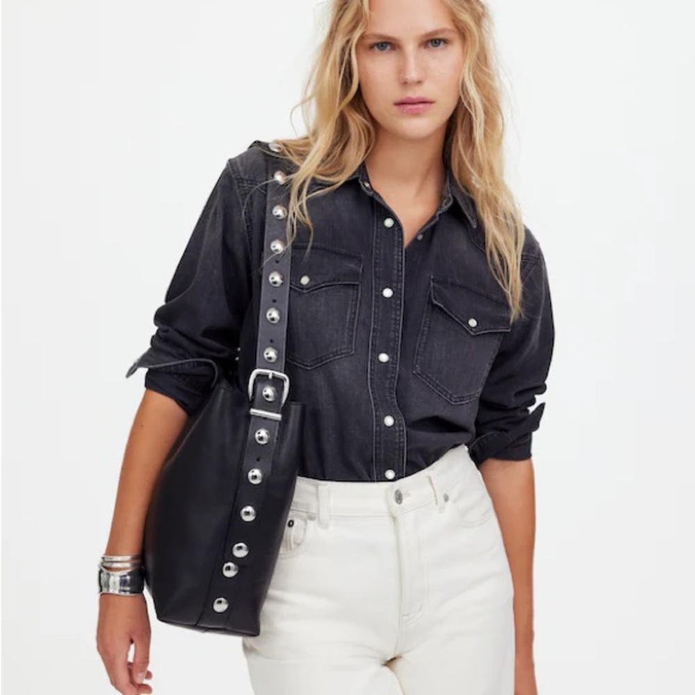 NWT Madewell The Essential Medium Bucket tote black leather studded